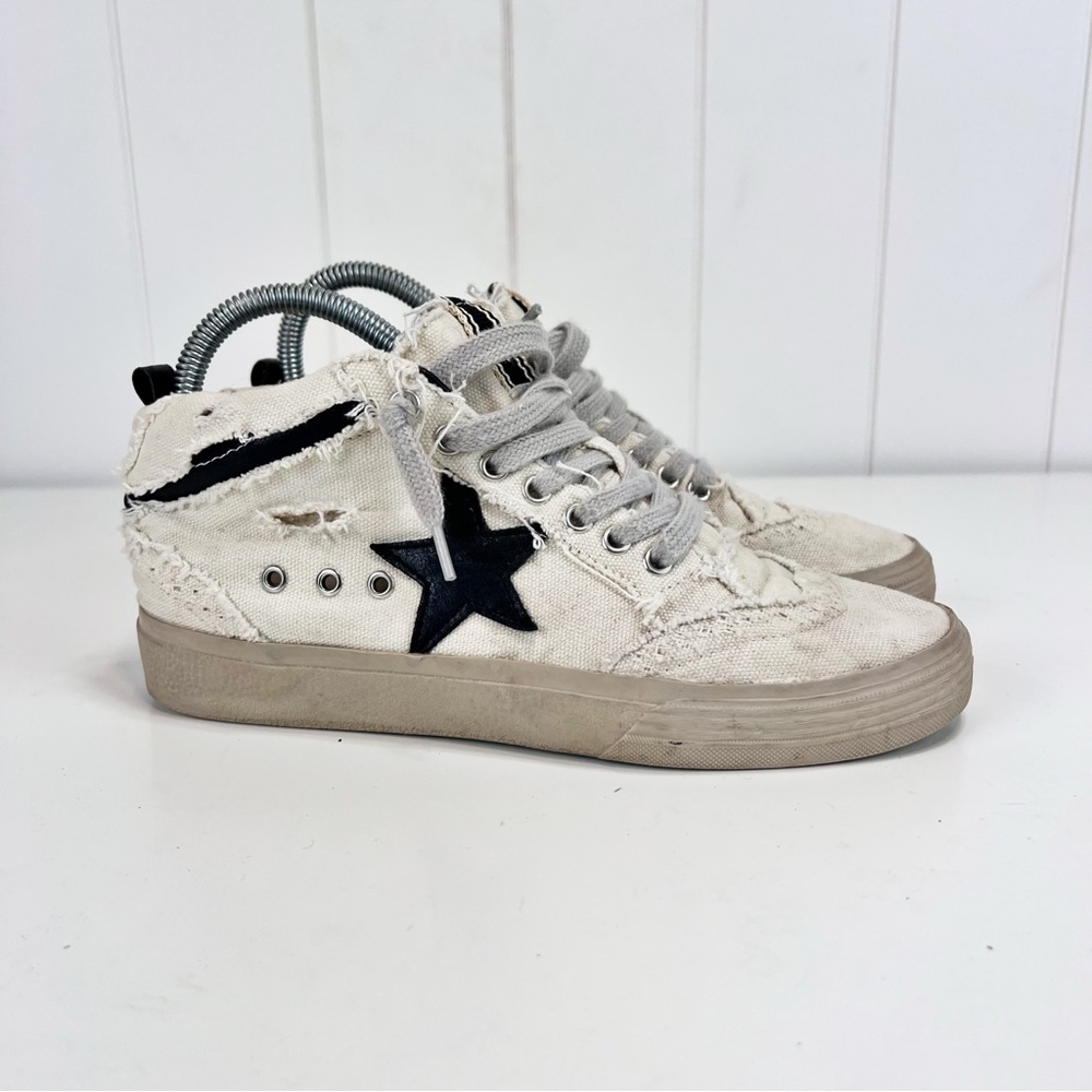 ShuShop Paulina Star Sneaker Size 6.5 Hi-top White and Black Distressed‎ Fashion